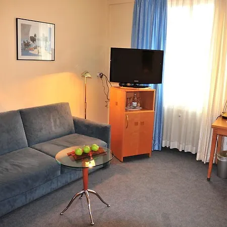 Kaiserhof Otel 4*