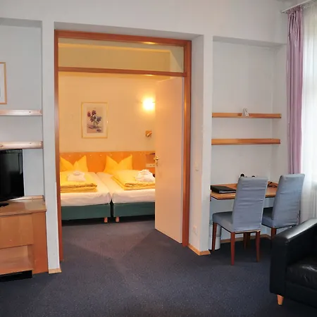 Otel Kaiserhof 4*