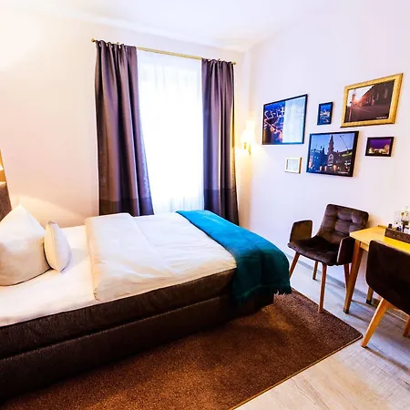 Kaiserhof Otel Karlsruhe